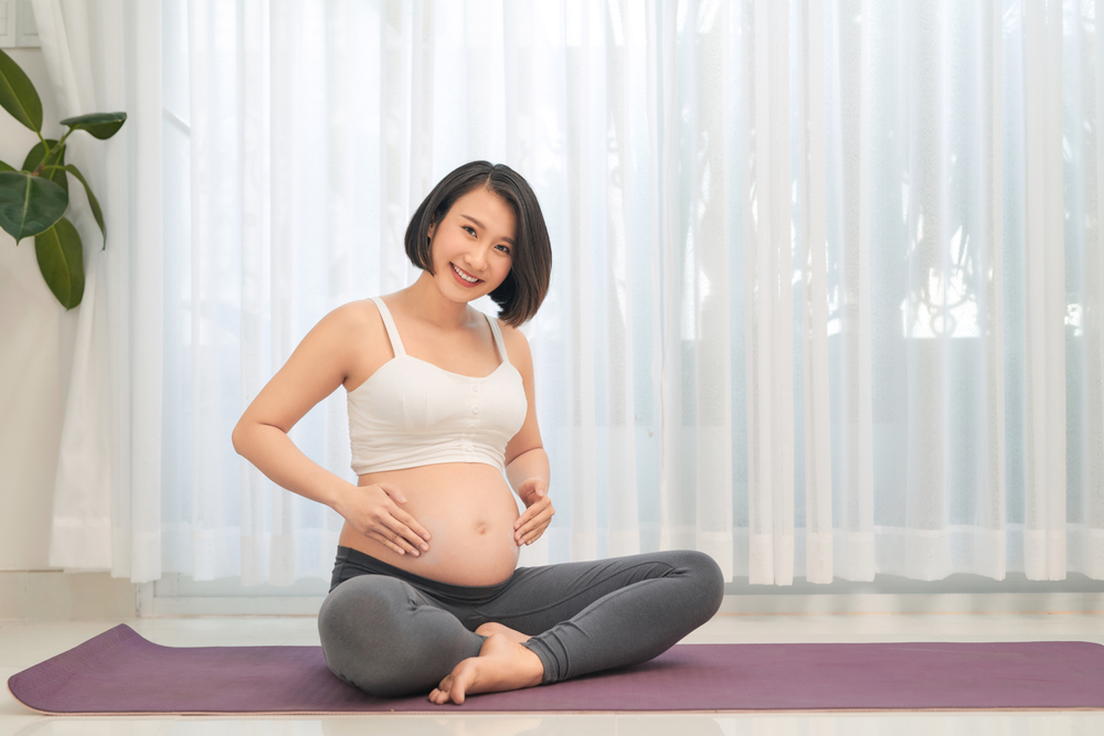 Lợi ích khi tập yoga cho bà bầu 3 tháng giữa