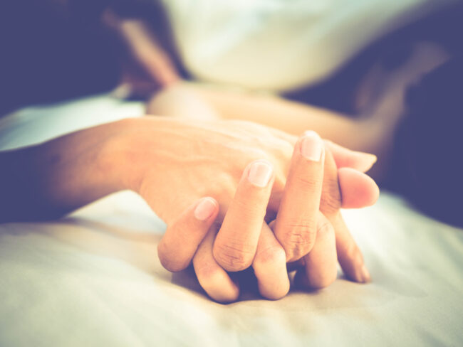 24 điểm nhạy cảm ở nữ và nam “chạm là lên” chúng ta cần biết