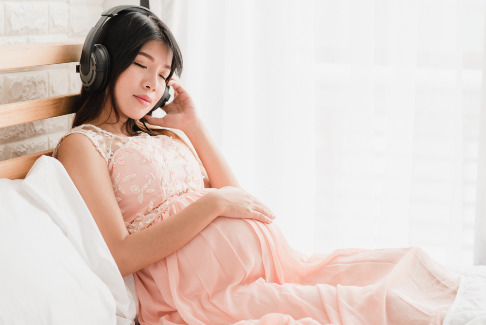 Mẹ bầu nên làm gì khi có dấu hiệu sắp sinh trong vài giờ?