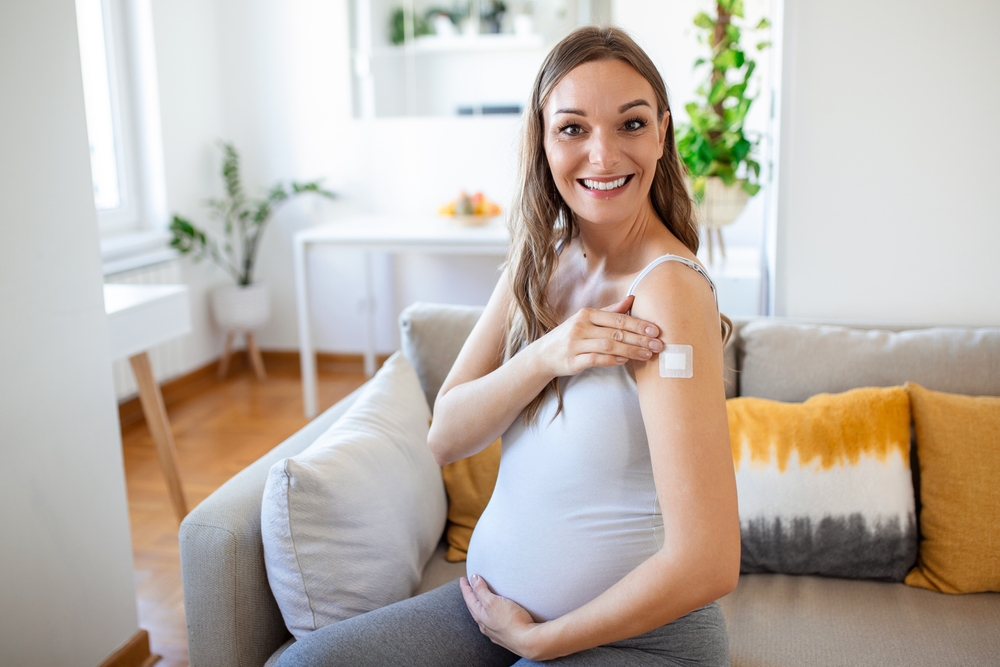 tiêm vacxin có ảnh hưởng đến thai nhi không