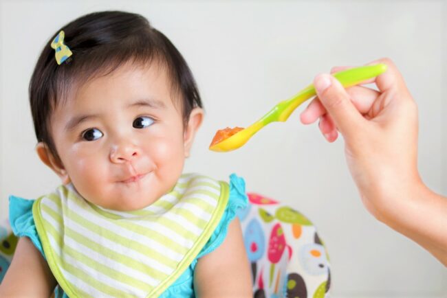 Những món ăn giúp bé tăng cân nhanh chóng theo độ tuổi