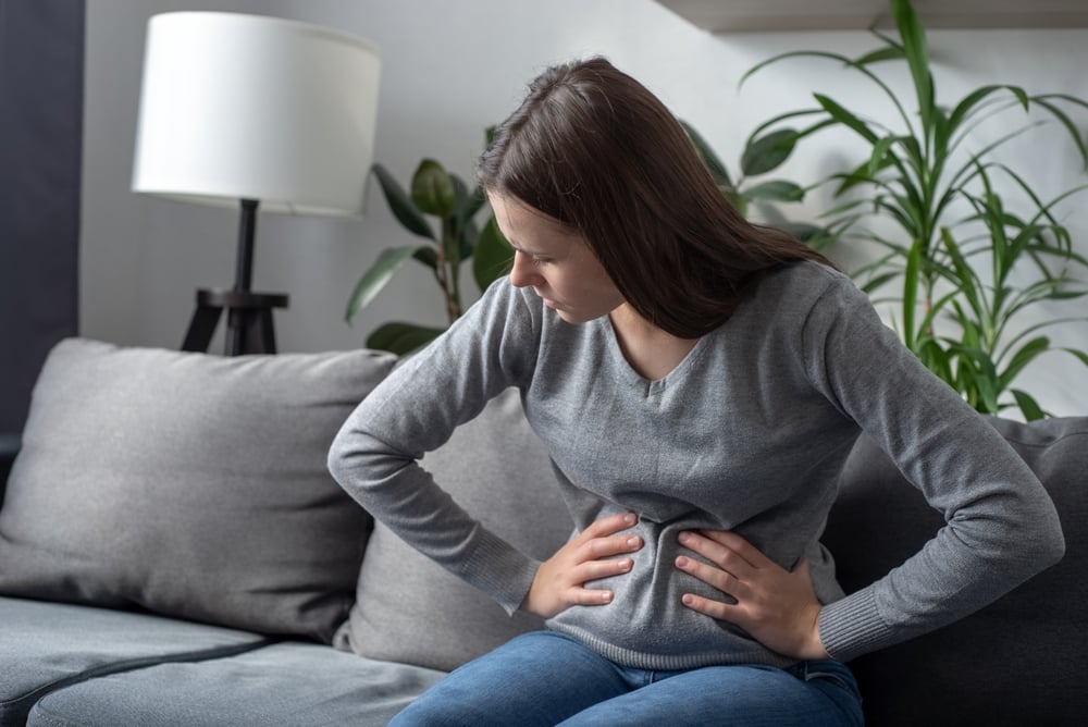 Sảy thai tự nhiên có đau bụng không và dấu hiệu thường gặp là gì?
