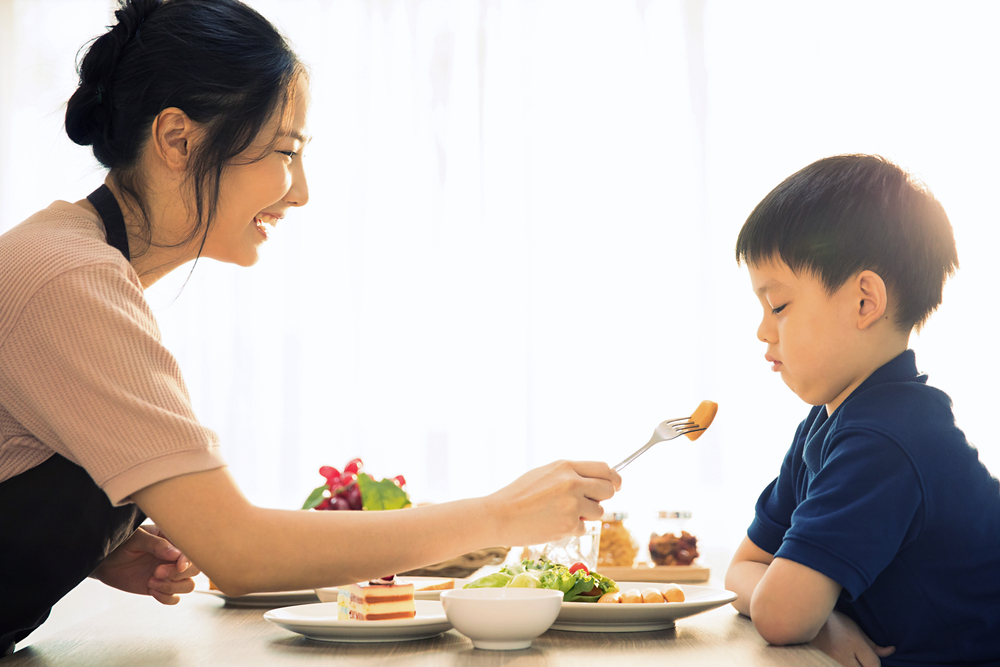 Trẻ biếng ăn phải làm sao? 9 giải pháp hữu hiệu nhất!