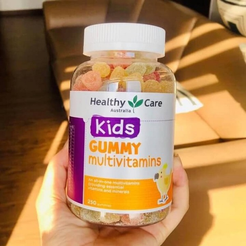 Kẹo vitamin cho bé Healthy Care Kids Gummy Multivitamins