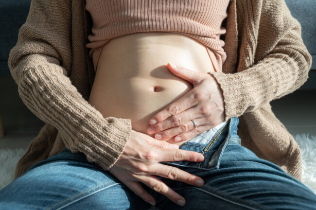 Bụng bầu ngồi có ngấn không? Bạn đang mang bầu hay chỉ đơn thuần là béo bụng?