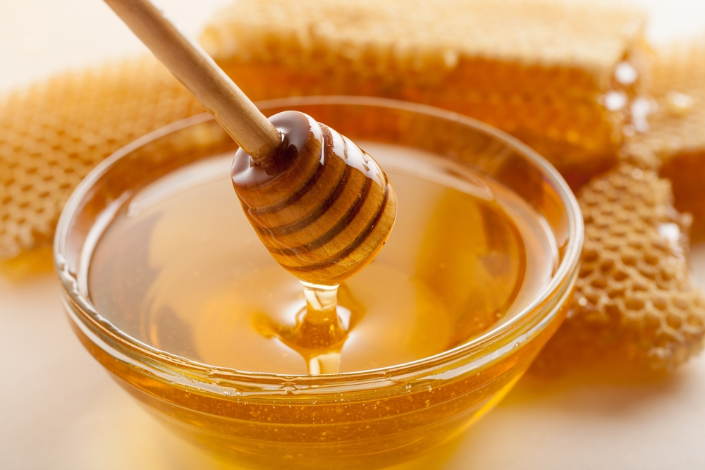 Trẻ uống mật ong hàng ngày có tốt không và cách pha mật ong cho trẻ em như thế nào?