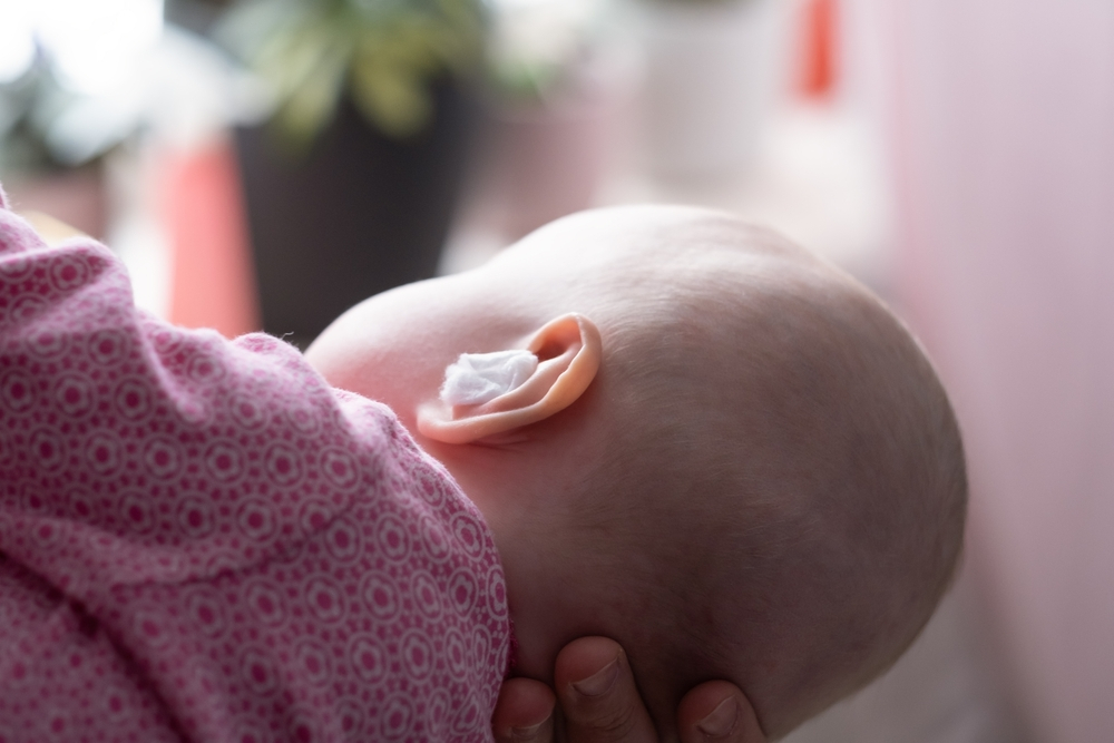 Mẹo chữa viêm tai giữa cho bé tại nhà, an toàn và hiệu quả