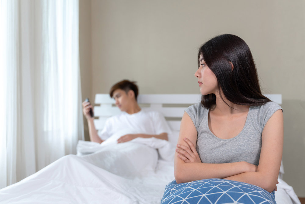 Tại sao chồng không muốn gần gũi vợ? 9 Nguyên nhân và cách khắc phục