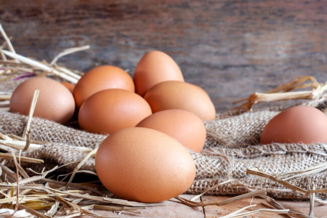 Cách đánh gió bằng trứng gà cho trẻ có hiệu quả như lời đồn không?