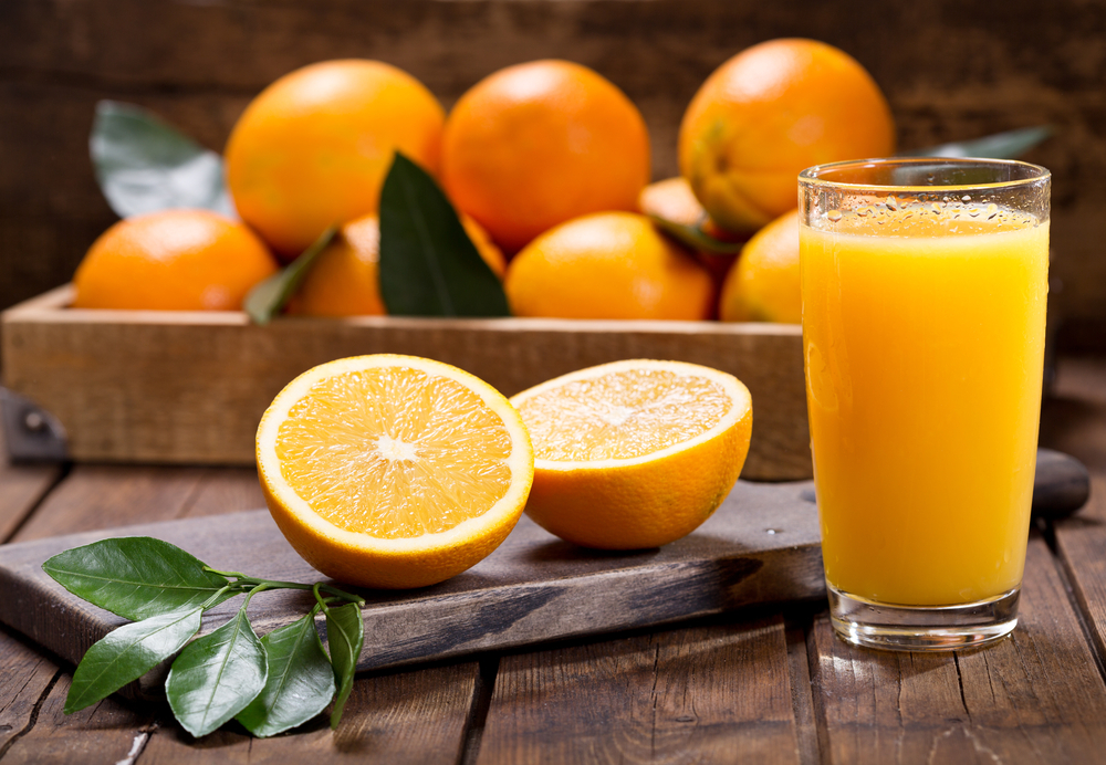 Cách làm nước ép cam cho bé uống tăng cân 