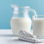 Uống sữa tươi không đường có tác dụng gì?