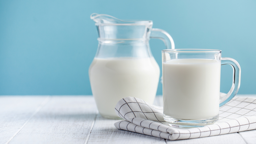 Uống sữa tươi không đường có tác dụng gì?
