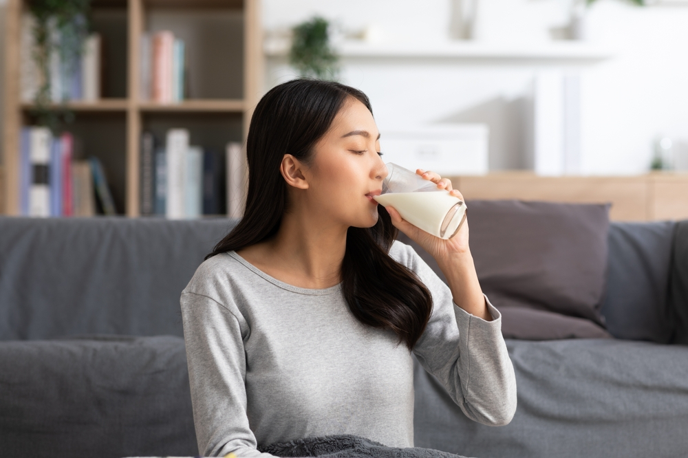 Uống sữa tươi không đường có tác dụng gì? Sữa không đường bao nhiêu calo?