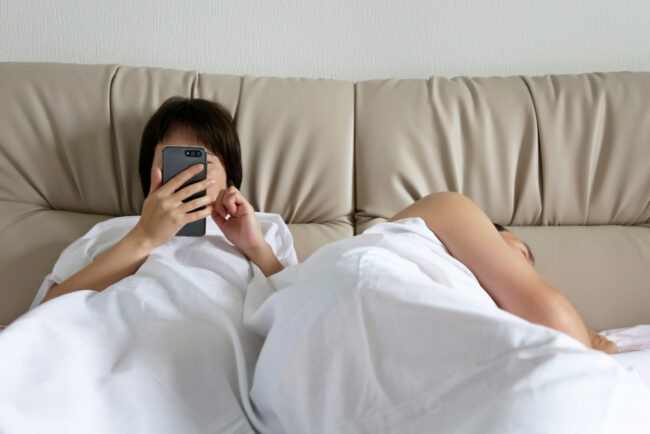 Ngoại tình tư tưởng: Hiểu rõ để bảo vệ mối quan hệ của bạn!