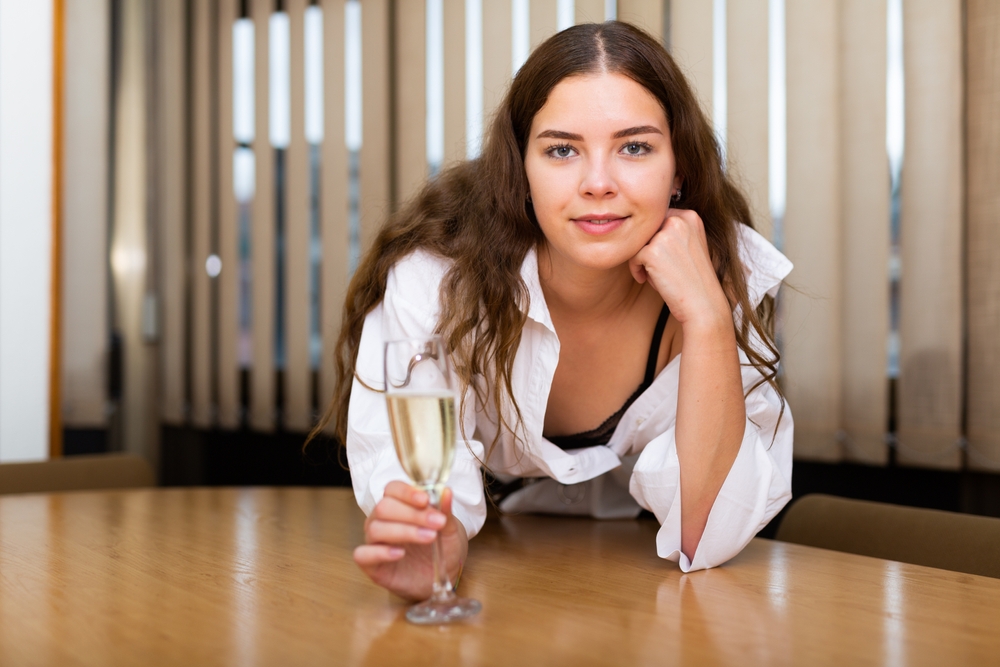 nốt ruồi ở ngực bên trái