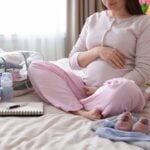 Danh sách đồ sơ sinh theo mùa cho mẹ bầu đón con yêu