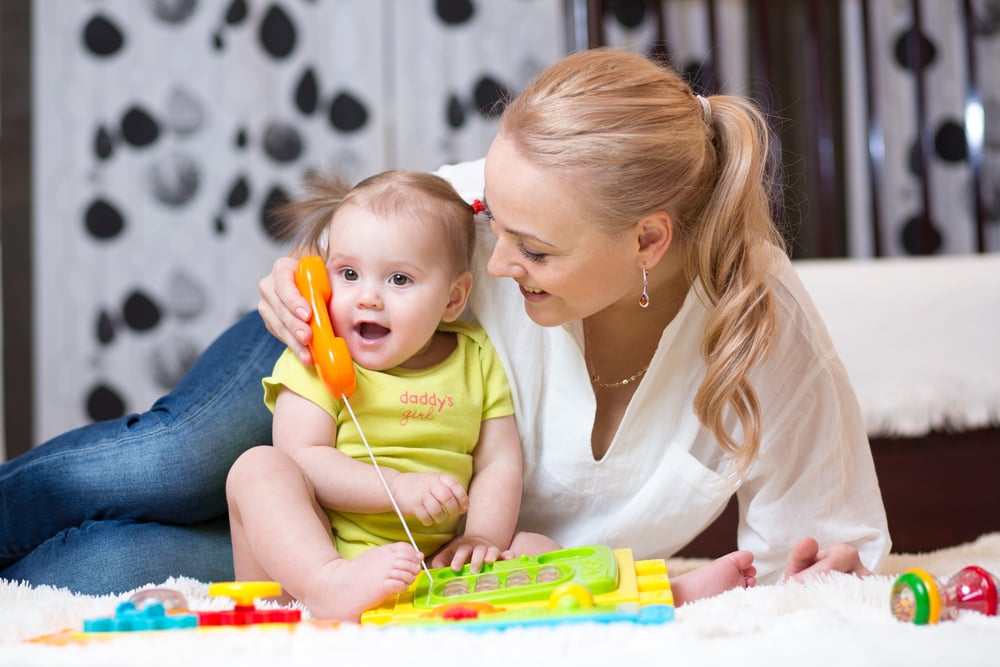 Hành trình bé tập nói: Cột mốc phát triển đáng nhớ và vai trò của bố mẹ