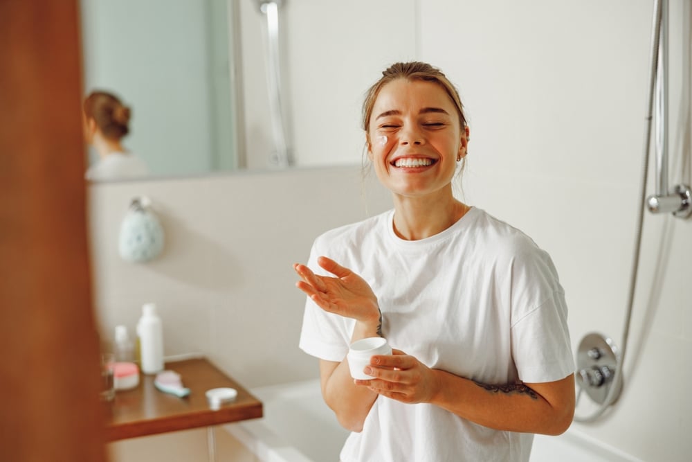 các bước chăm sóc da cơ bản hàng ngày