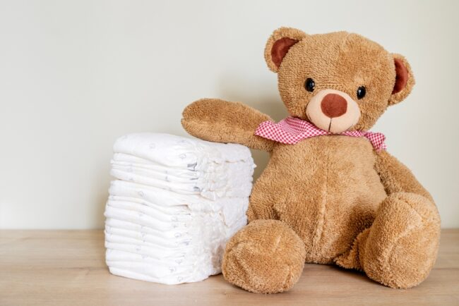 Tã dán cho trẻ sơ sinh loại nào tốt? Top 7 tã dán được mẹ bỉm tin dùng